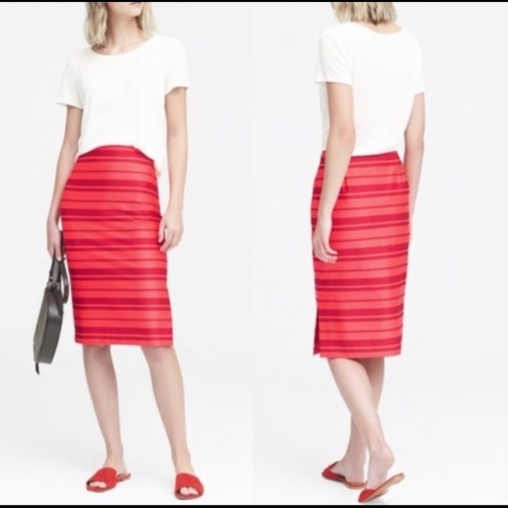 NWT Banana Republic Pencil Skirt